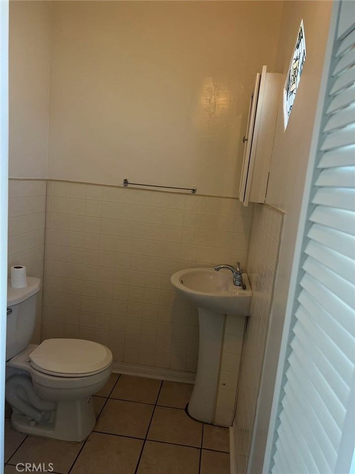 140 W Midway Mnr #140 - Photo 3 of 18