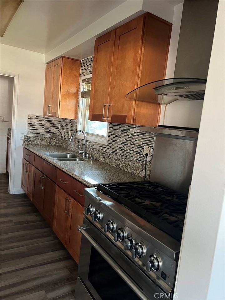 140 W Midway Mnr #140 - Photo 7 of 18