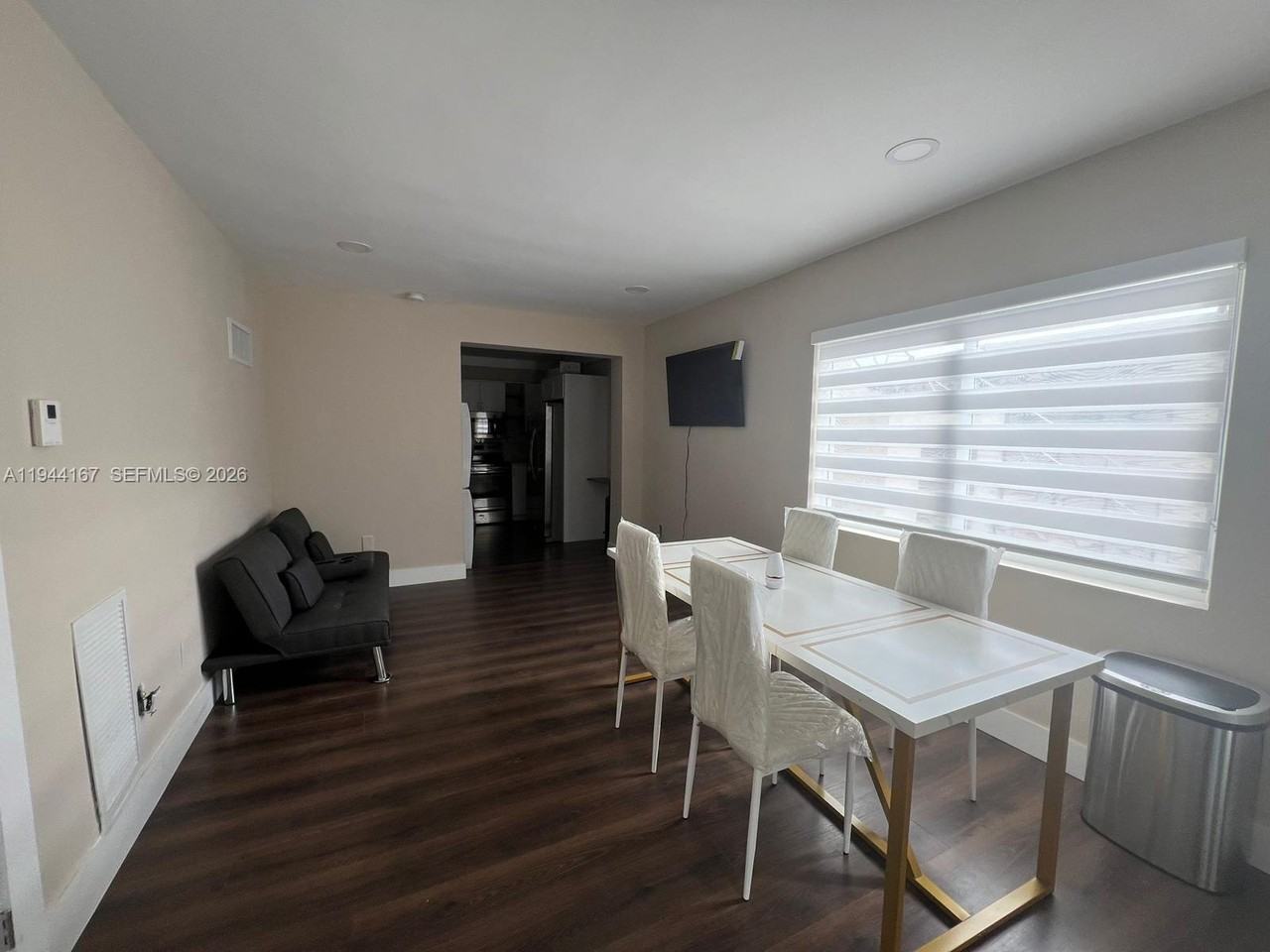 945 79th Ter #945-2 - Photo 6 of 23