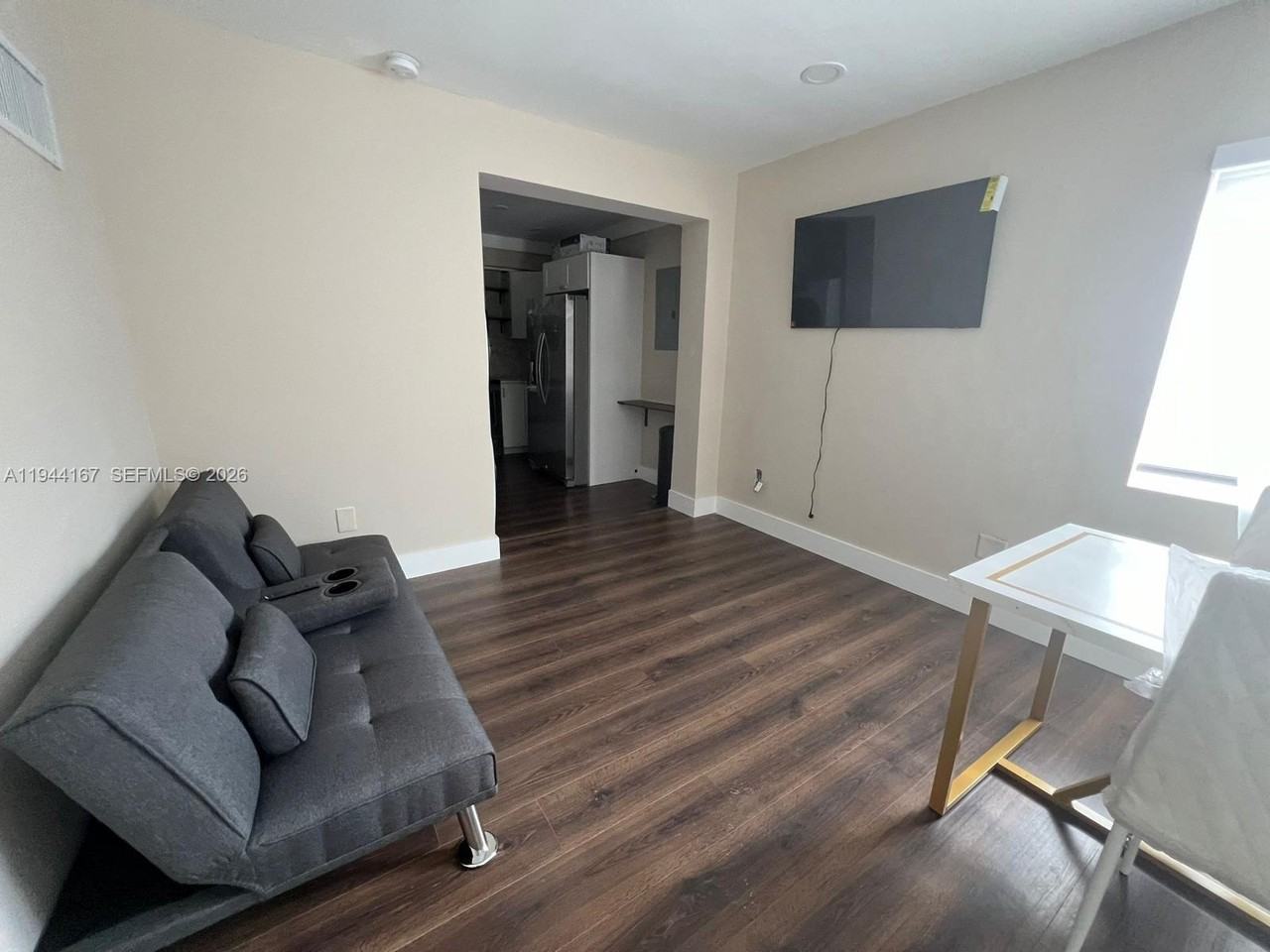 945 79th Ter #945-2 - Photo 7 of 23