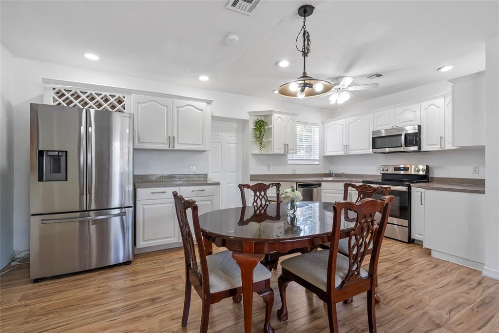 2000 Ne 62nd St #2000 - Photo 3 of 20