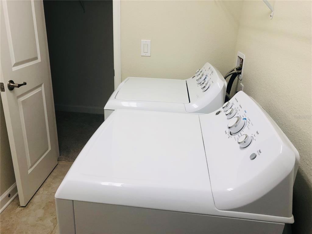 4632 Fairy Tale Cir #4632 - Photo 4 of 28