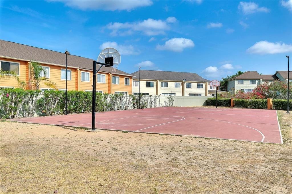 235 Mango Dr #235B - Photo 4 of 28