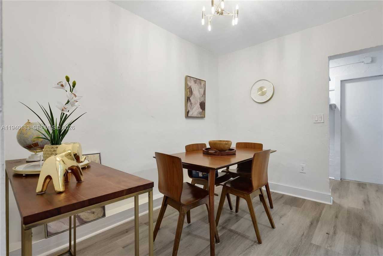 Ne 167th St #142048C - Photo 4 of 11