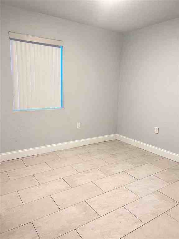 5605 Polk St #5605 - Photo 3 of 16