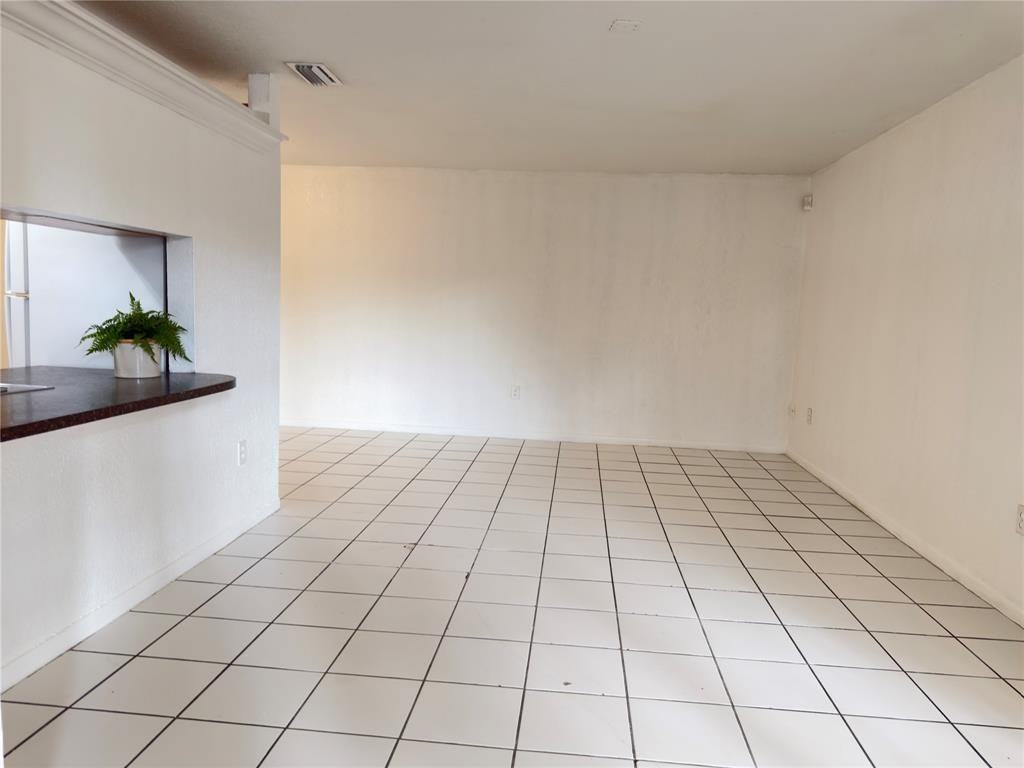 15675 Sw 74th Circle Dr #15675-3 - Photo 4 of 19