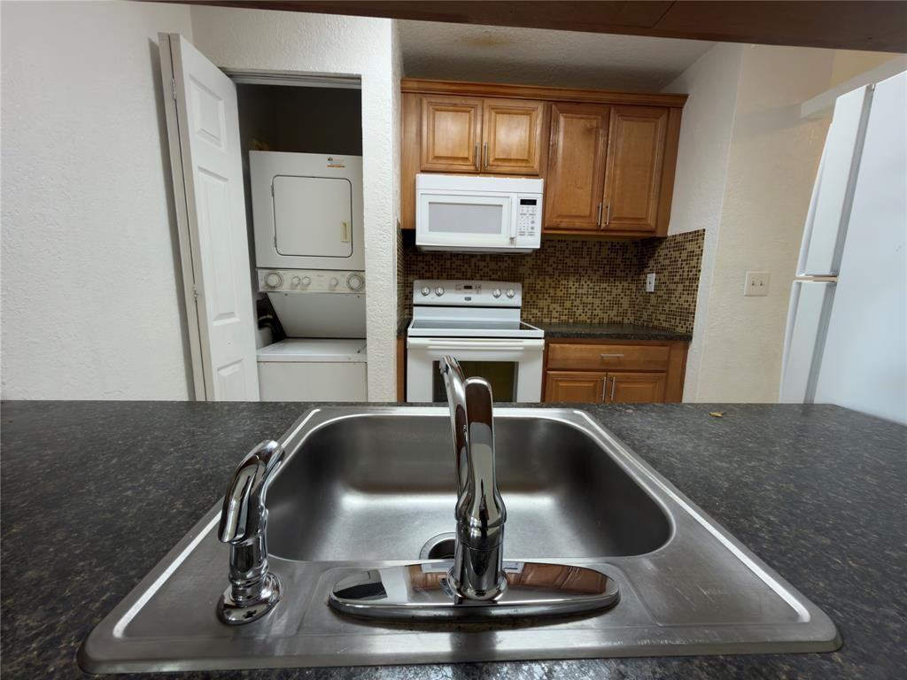 15675 Sw 74th Circle Dr #15675-3 - Photo 5 of 19