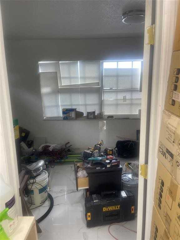 6250 Sw 9th St #6250