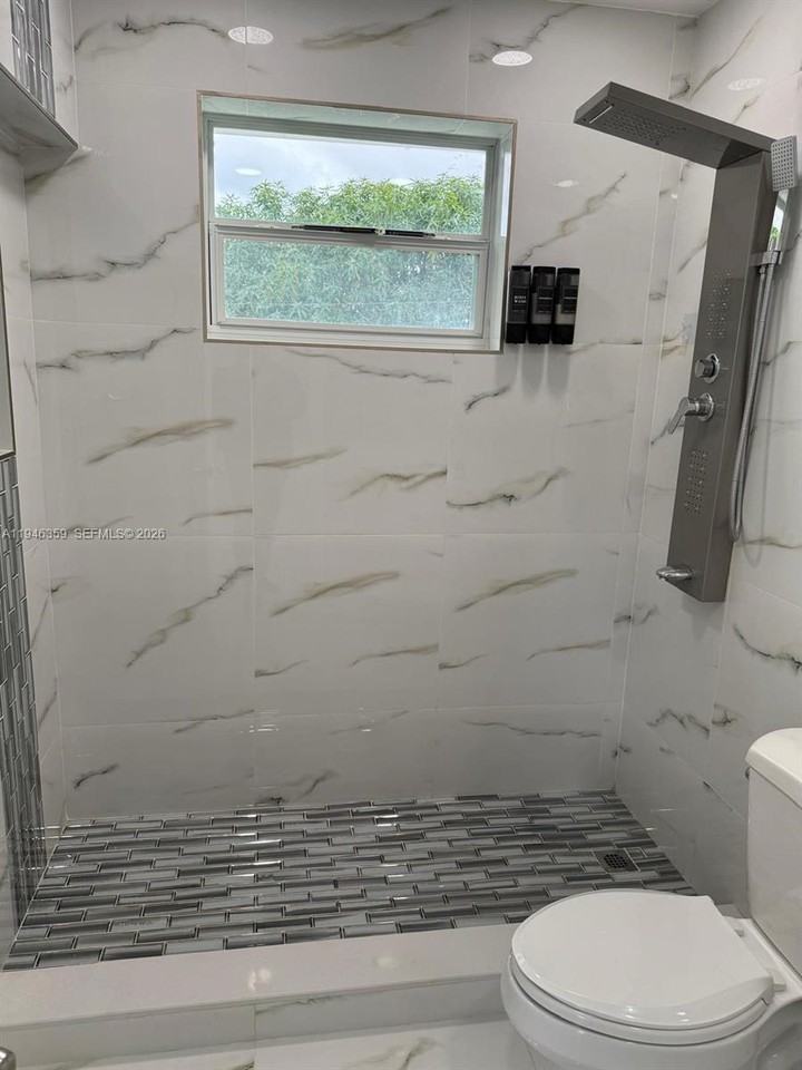 730 Curtiss Dr #730-2 - Photo 2 of 20