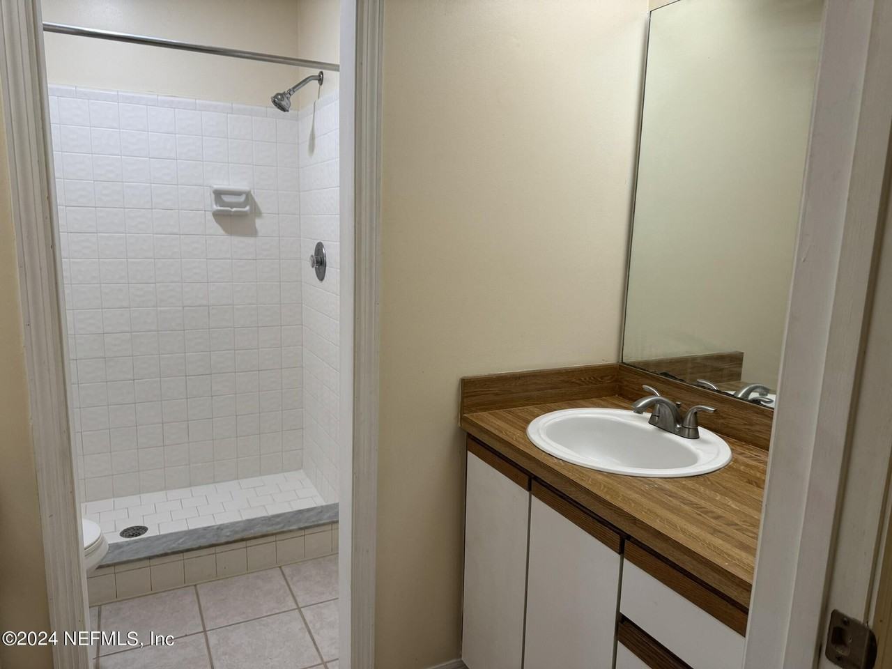 7620 Baymeadows Cir W #7620-2246 - Photo 7 of 17