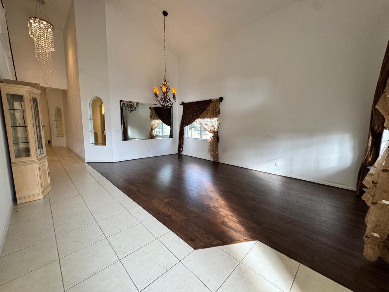 4910 Se Askew Ave #4910 - Photo 2 of 49