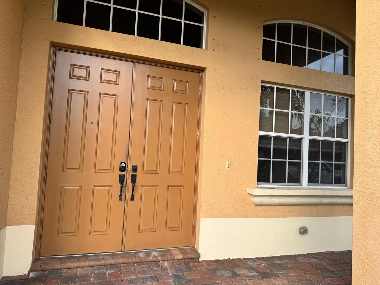 4910 Se Askew Ave #4910 - Photo 7 of 49