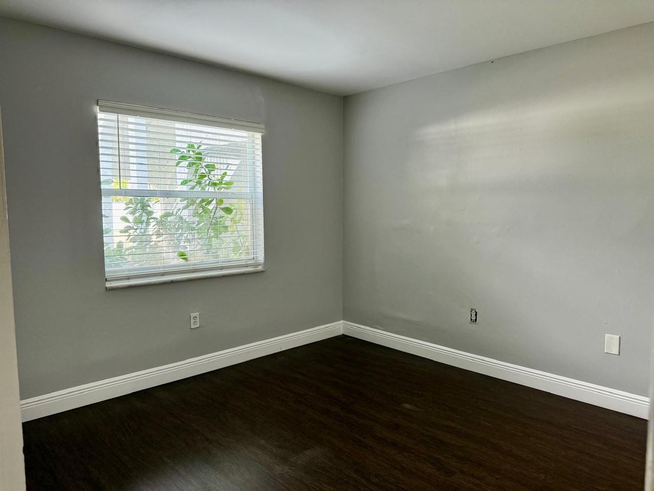 722 Sw 81st Ave #72210A - Photo 4 of 16