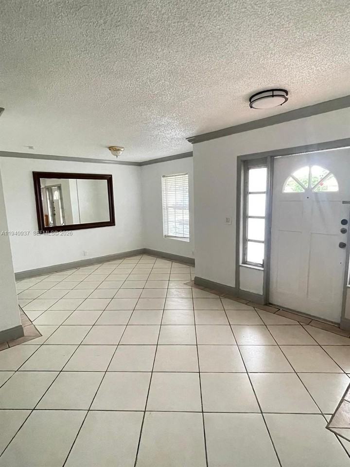 Kimberly Blvd #6280 - Photo 2 of 12