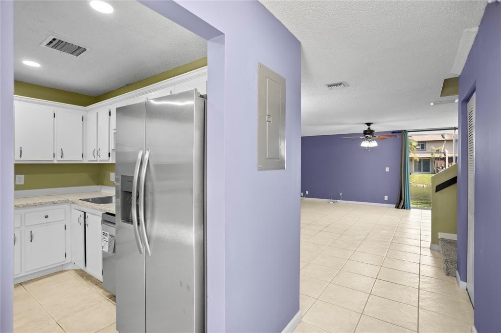 1171 Sussex Dr #1171 - Photo 5 of 50