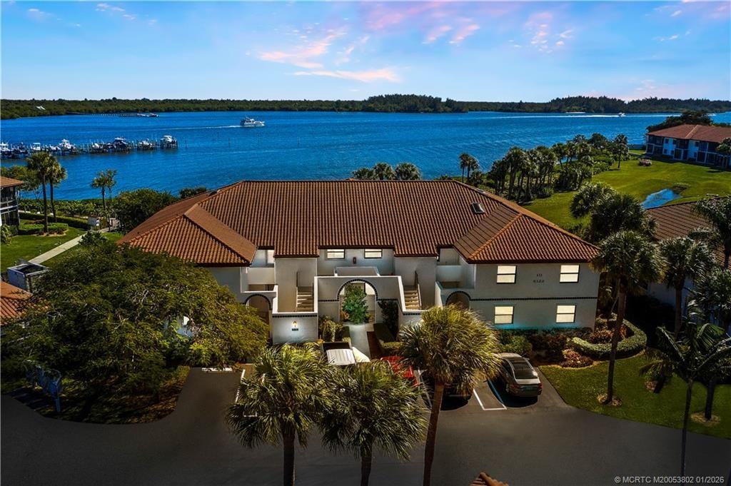 6122 Se Landing Way #6122-4 - Photo 6 of 23