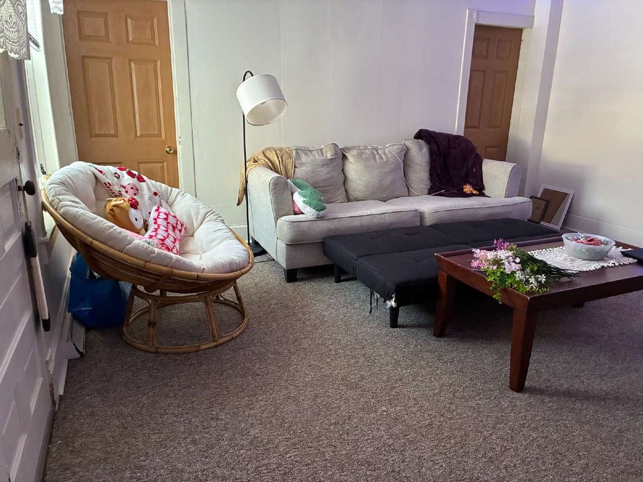 120 Illinois St - Photo 2 of 15