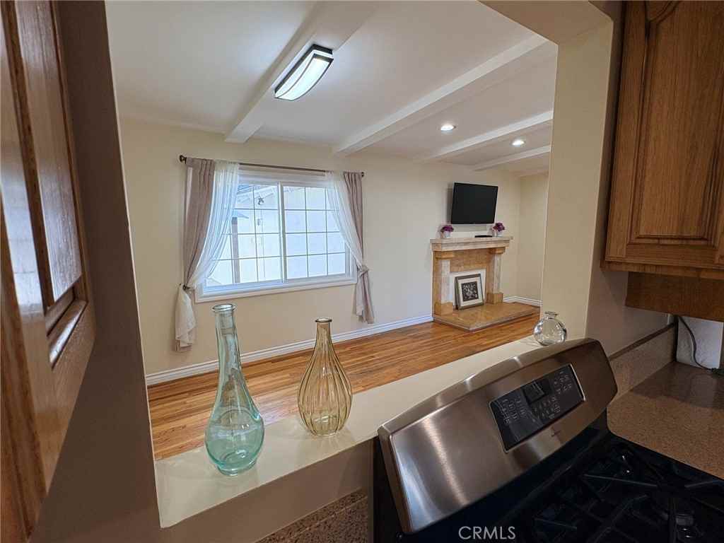 7502 Balcom Ave #7502 - Photo 2 of 21