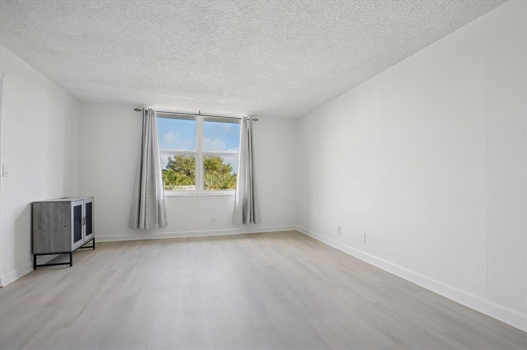 3000 N Ocean Blvd #3000-405 - Photo 5 of 13