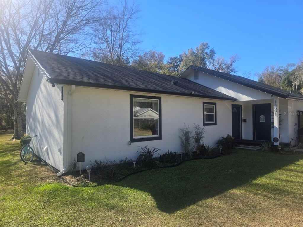 13091 Old Crystal River Rd #13091 - Photo 5 of 30