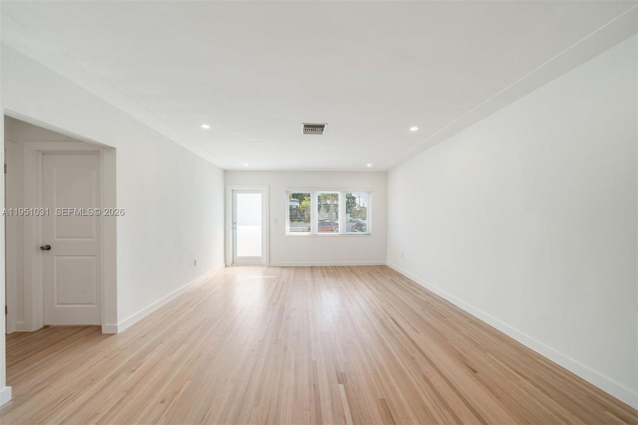 47 Oviedo Ave #47 - Photo 2 of 19