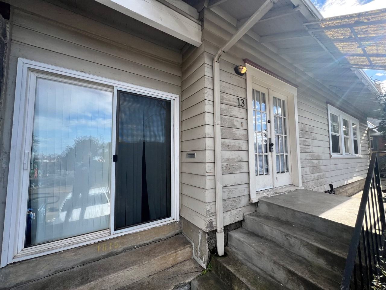 914 E 18th Ave Apt 13 - Photo 2 of 9