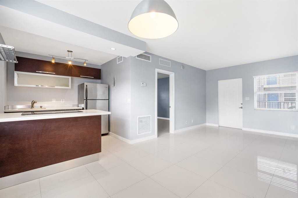 416 Ne 15th Ave #416-2