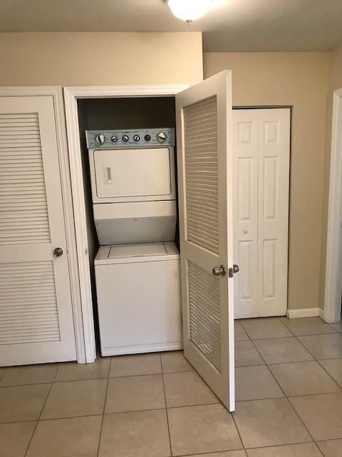 4110 N 31st Ter #4110 - Photo 5 of 9