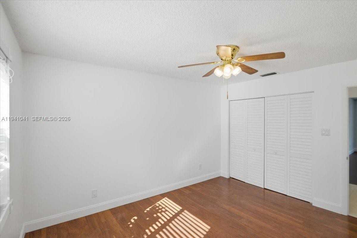 9349 Nw 47th St #9349