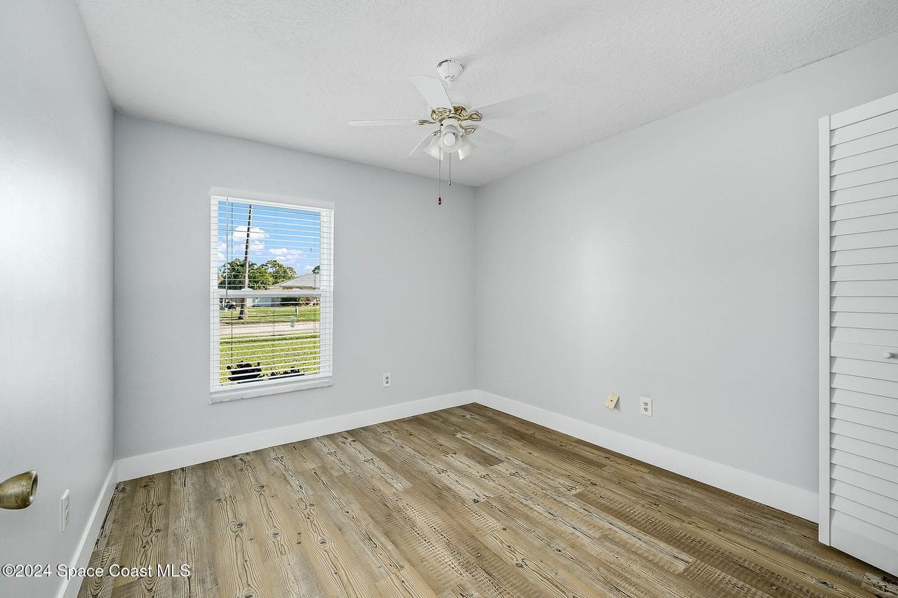 2652 Village Park Dr #2652 - Photo 2 of 37