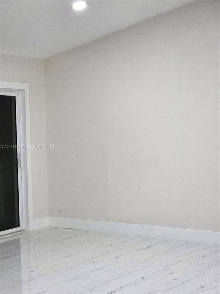 3832 Nw 107th Way #3832