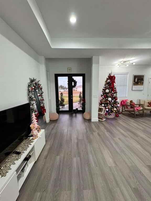 407 Ranier Ave #407 - Photo 3 of 20