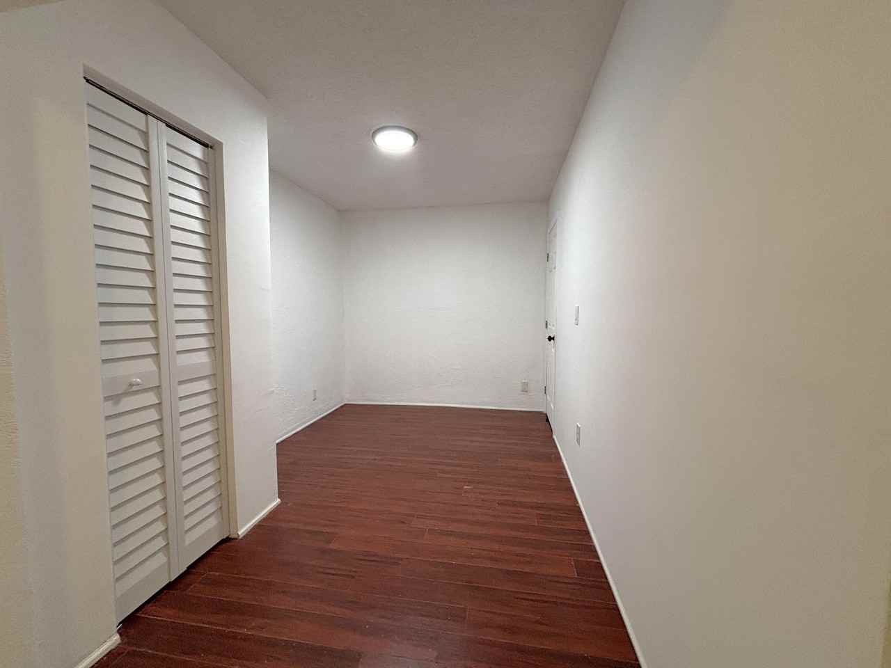 620 Southwest Sw 80th Terrace #620 - Photo 5 of 12