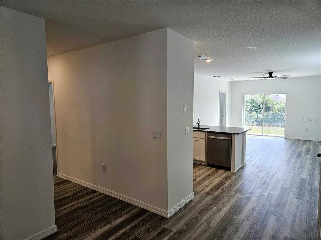 32476 Weathered Oak Dr #32476 - Photo 6 of 35