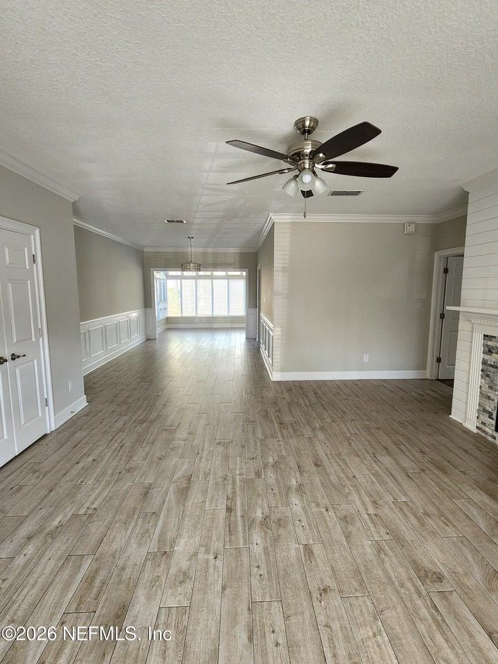 403 Branch Wood Ln #403 - Photo 3 of 15