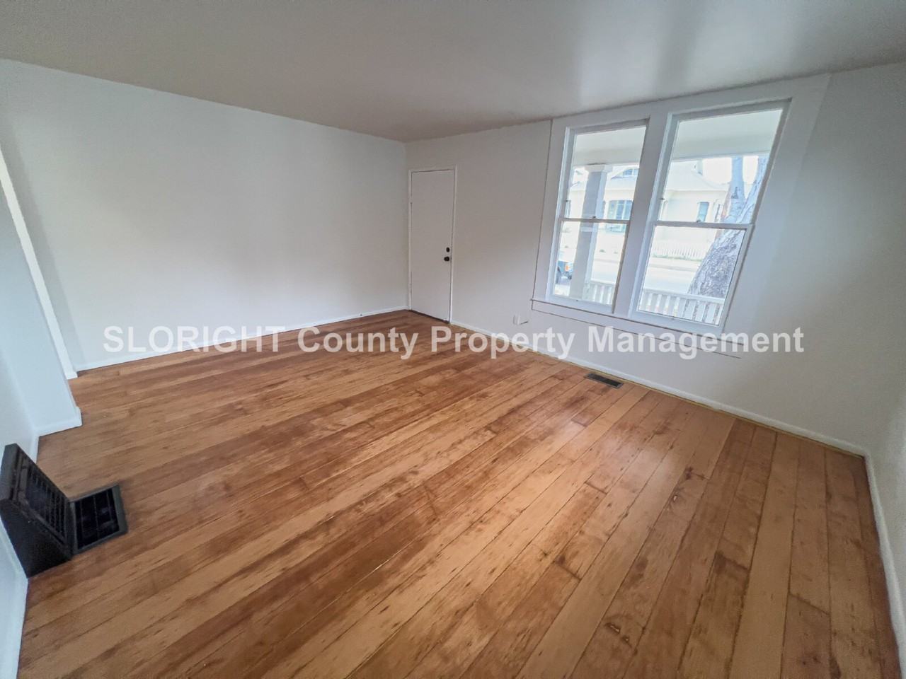 1157 Buchon St - Photo 7 of 22