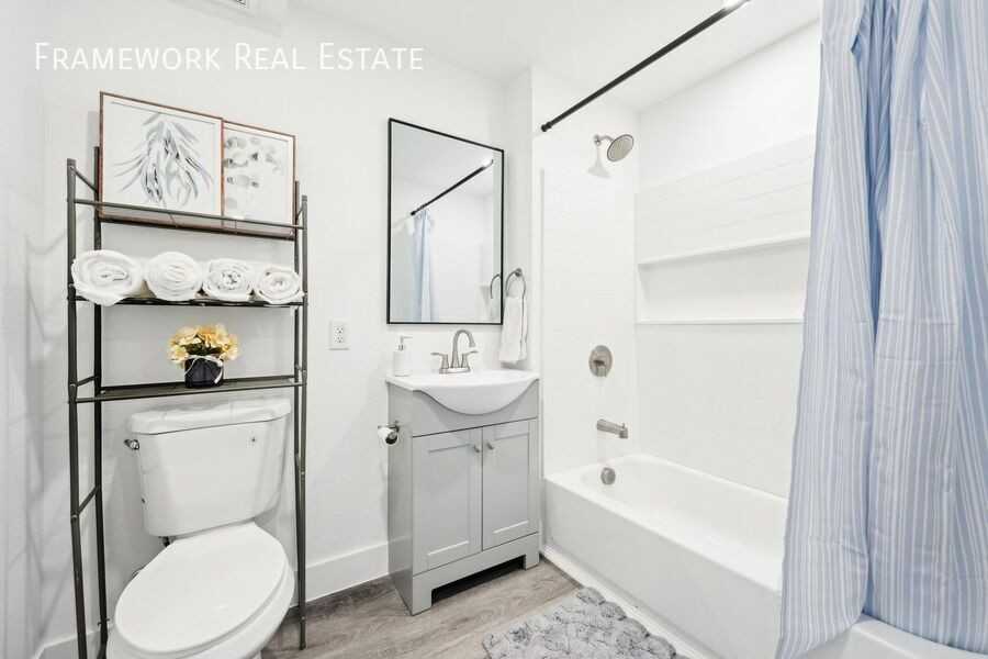 11800 E Colfax Ave #211 - Photo 5 of 50