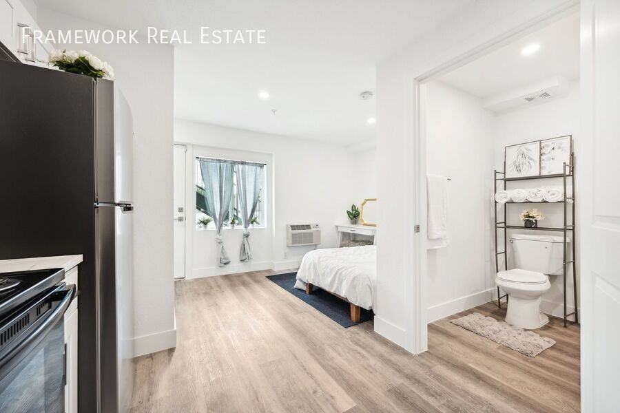 11800 E Colfax Ave #211 - Photo 7 of 50