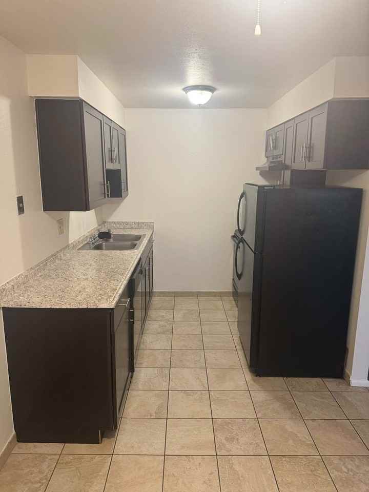 Carmen Rosa - Photo 6 of 30