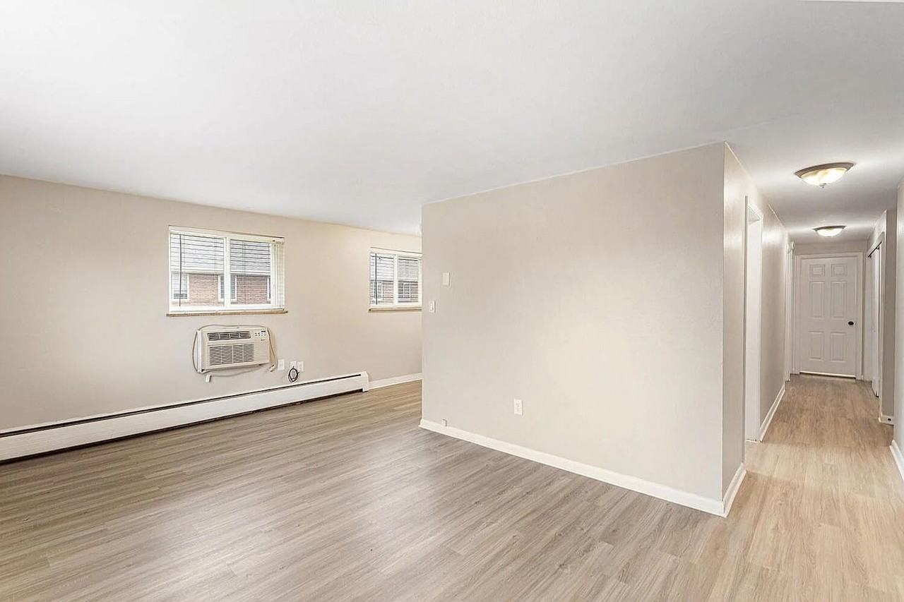 Allison West Apartments - Photo 6 of 22