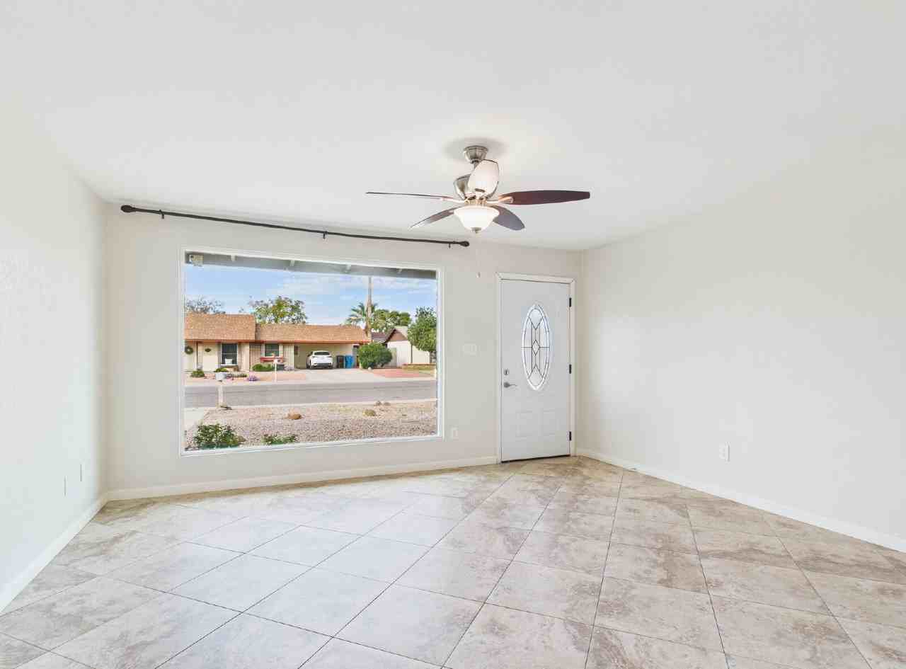 1473 W Mohawk Ln - Photo 5 of 21