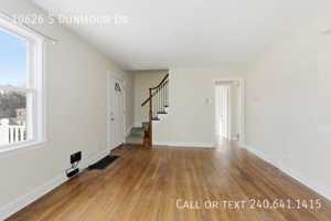 featured image of 10626 S Dunmoor Dr