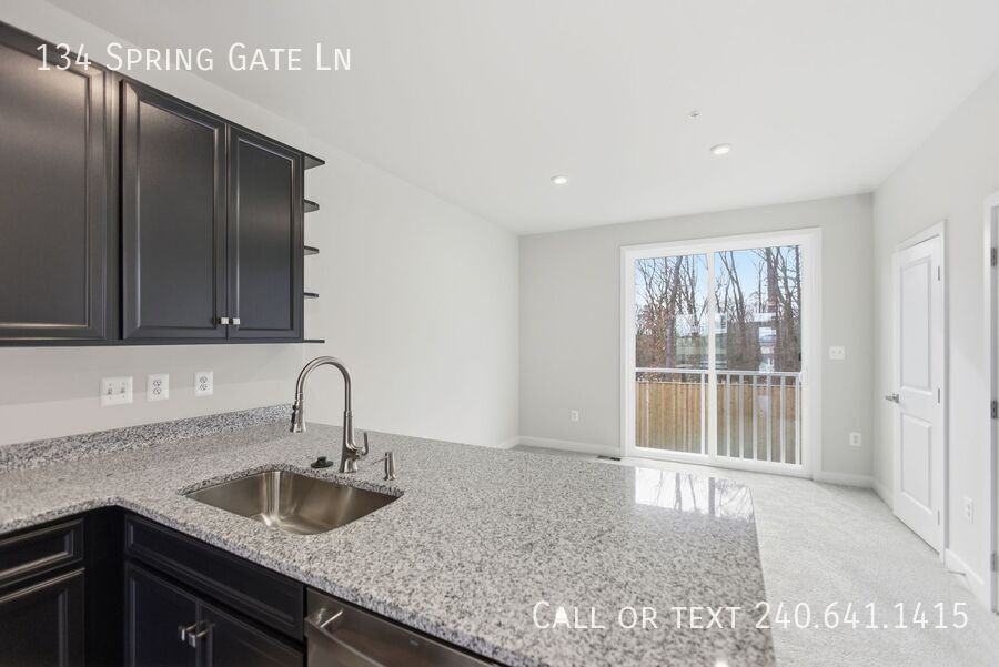 134 Spring Gate Ln - Photo 4 of 24