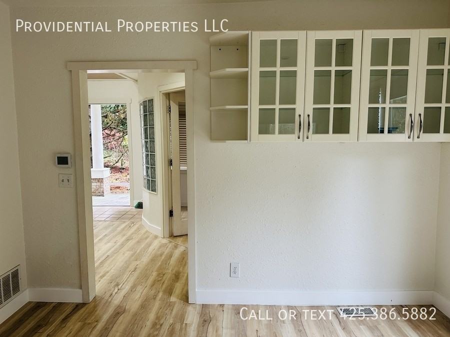 20620 Larch Way - Photo 4 of 19