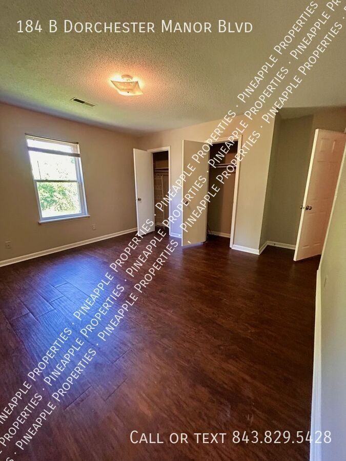 184B Dorchester Manor Blvd - Photo 5 of 5