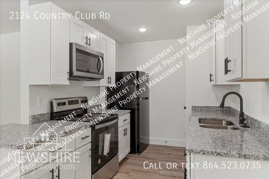 2124 Country Club Rd - Photo 7 of 12