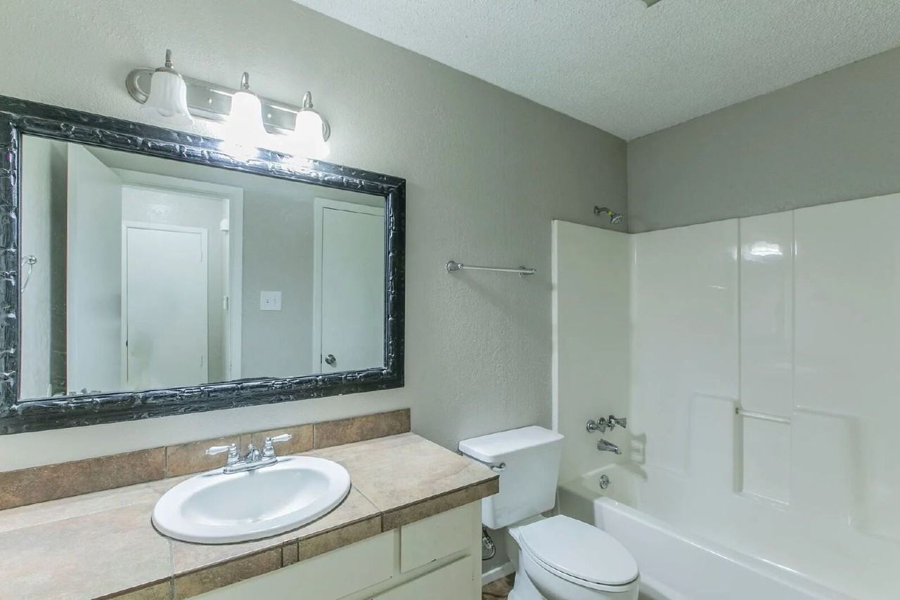 6601 & 6701 May Dr Waco, TX 76710 - Photo 6 of 6