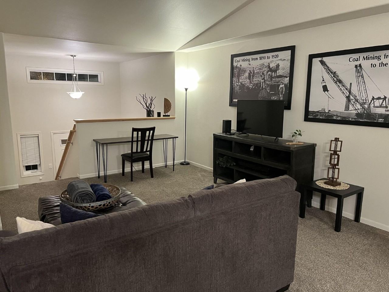 3302 8th St Ne - Photo 2 of 13