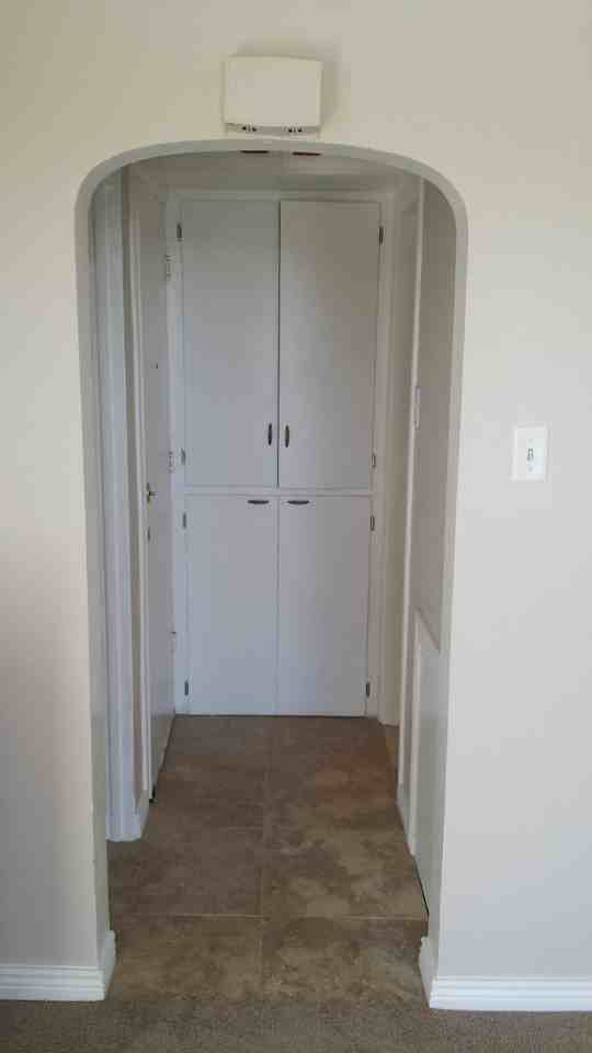 135 W Irvington Pl #3 - Photo 6 of 8