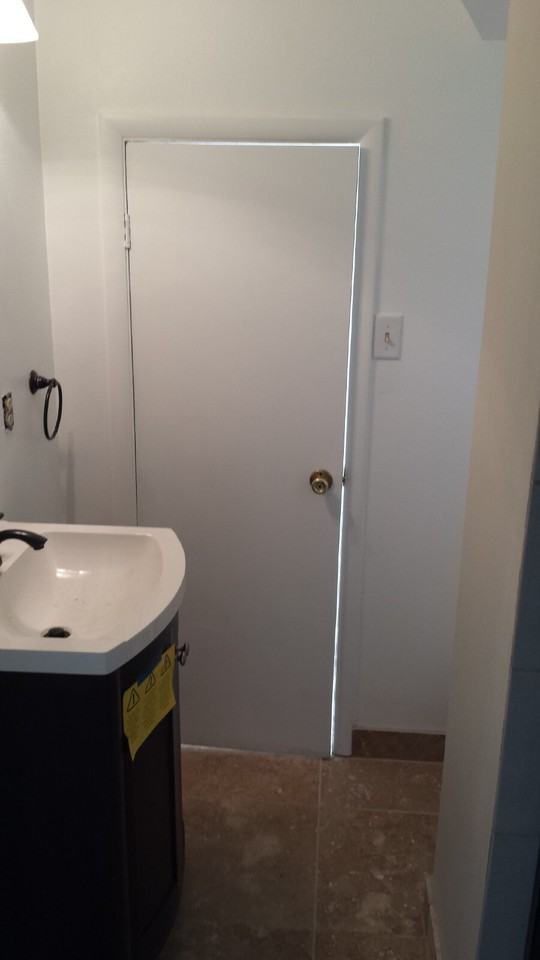 135 W Irvington Pl #3 - Photo 7 of 8